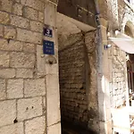 Malena Palace Experience Guest house Split