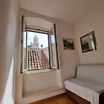 Malena Palace Experience Guest house