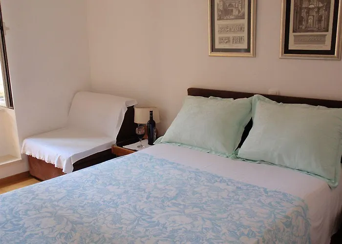 Malena Palace Experience Guest house Split