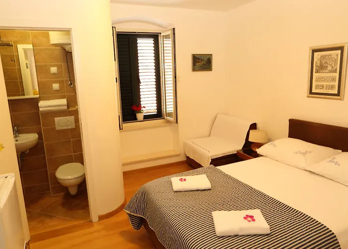 Guest house Malena Palace Experience