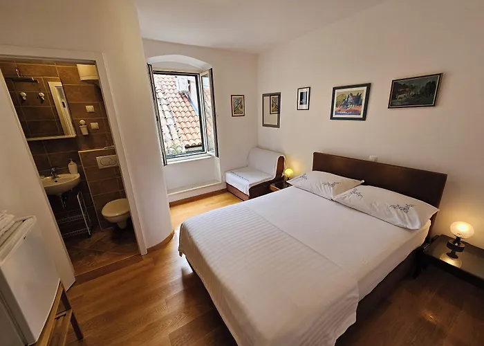 Malena Palace Experience Guest house Split