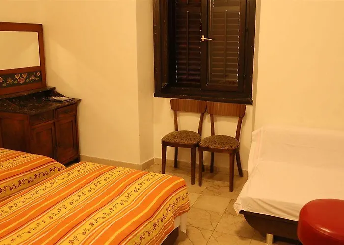 Malena Palace Experience Guest house