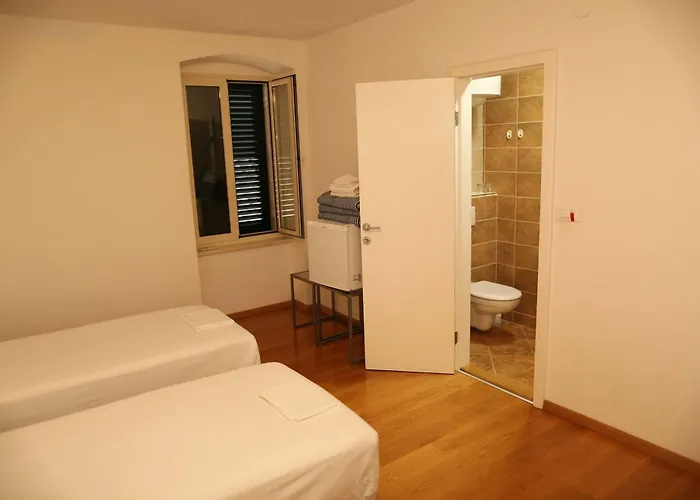 Malena Palace Experience Guest house 3*