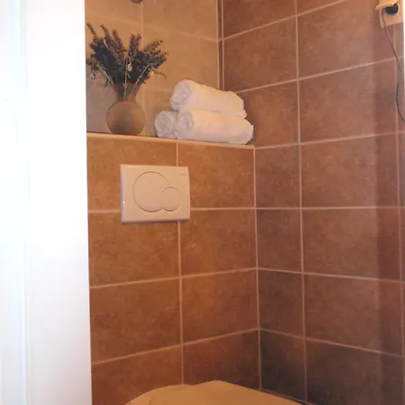 Guest house Malena Palace Experience 3*