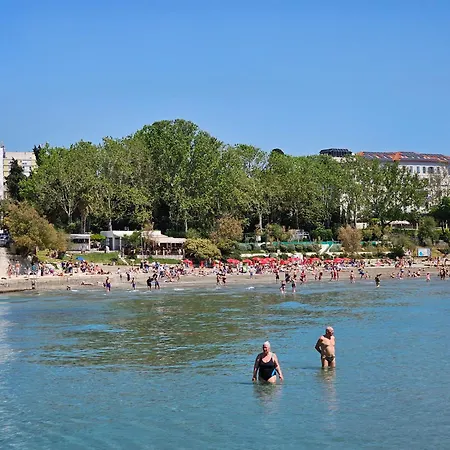 Malena Palace Experience Affittacamere 3*