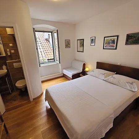 Malena Palace Experience Affittacamere Spalato