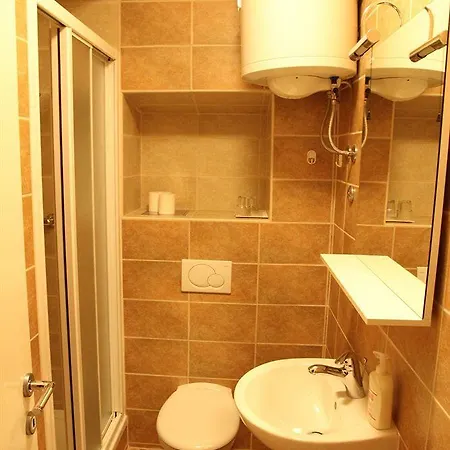 Malena Palace Experience بيت ضيافة 3*