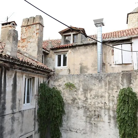Malena Palace Experience Guest house Split