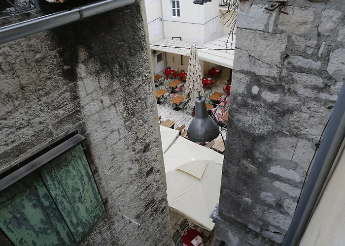 Gæstehus Malena Palace Experience 3*